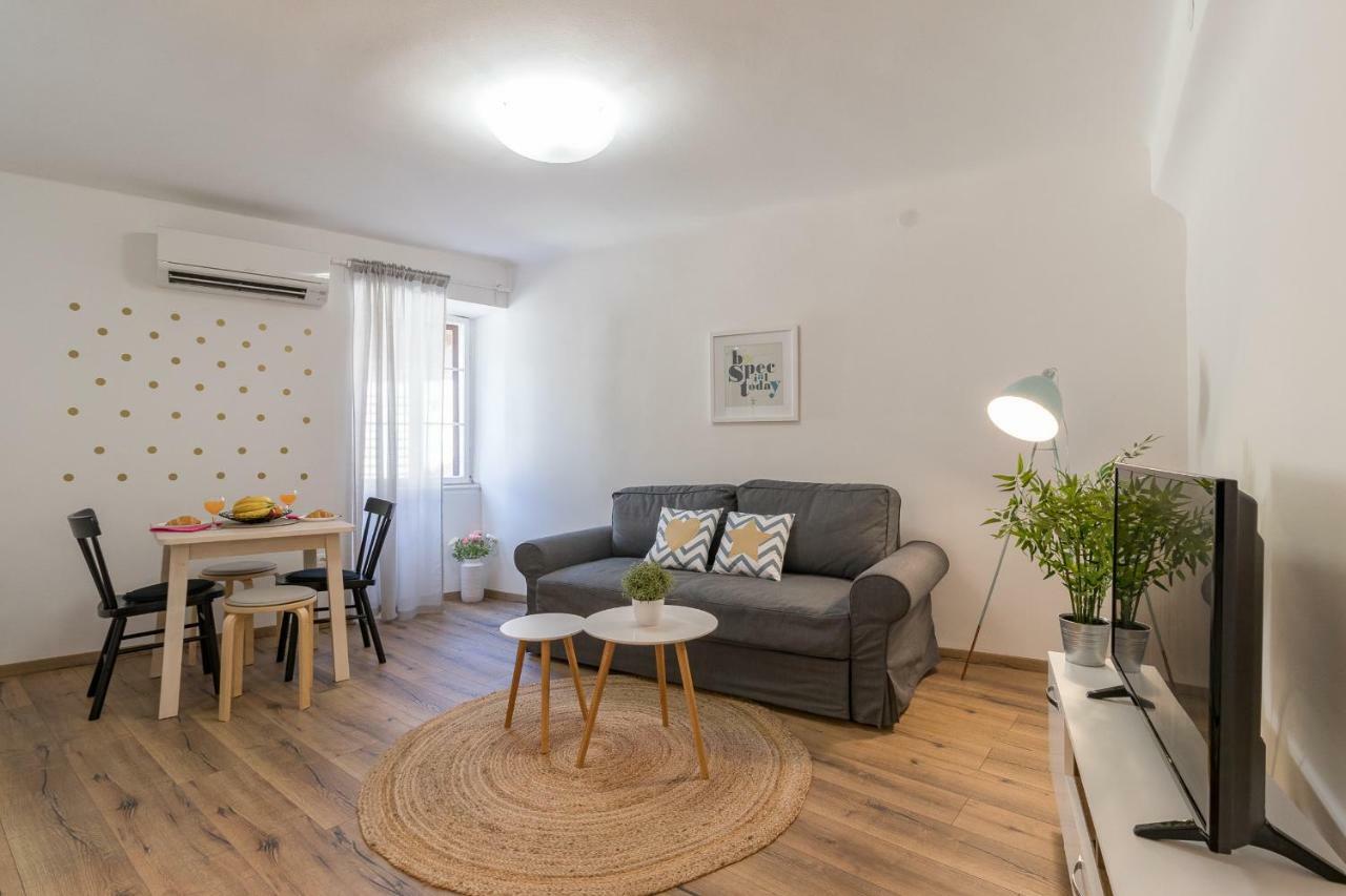 Central New Apartment Nonna Mara Rovinj Luaran gambar